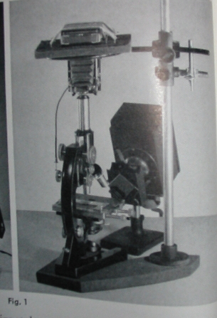 The microscopists eye replaced with a consumer grade 35mm camera.